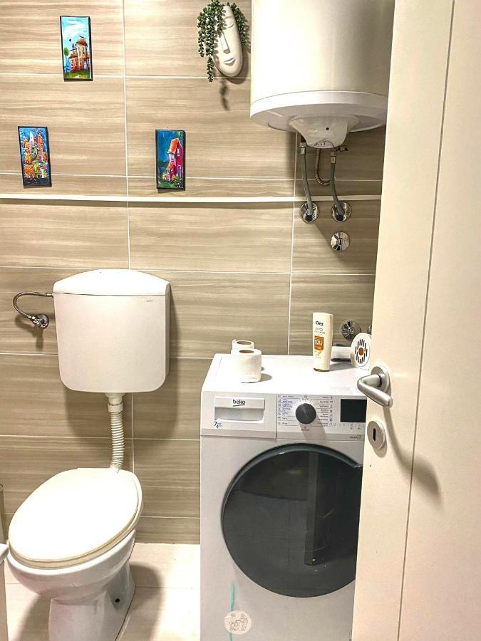 Apartman Diana Sremska Mitrovica Ngoại thất bức ảnh