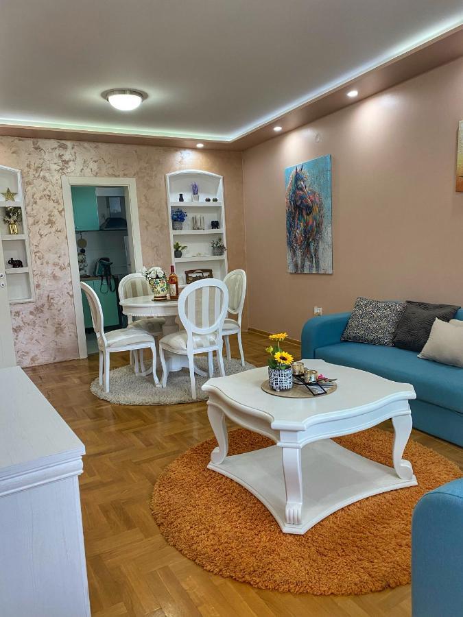 Apartman Diana Sremska Mitrovica Ngoại thất bức ảnh