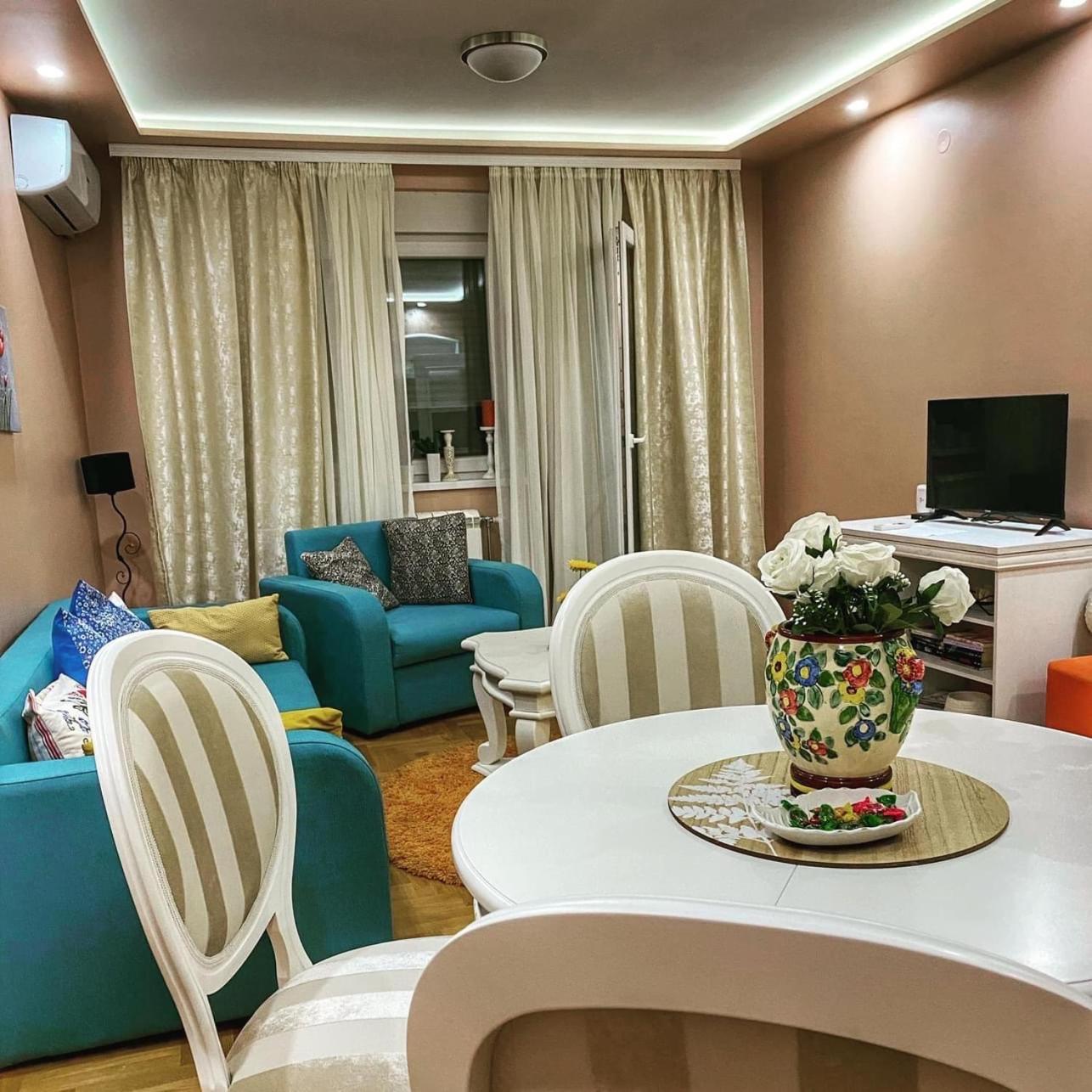 Apartman Diana Sremska Mitrovica Ngoại thất bức ảnh